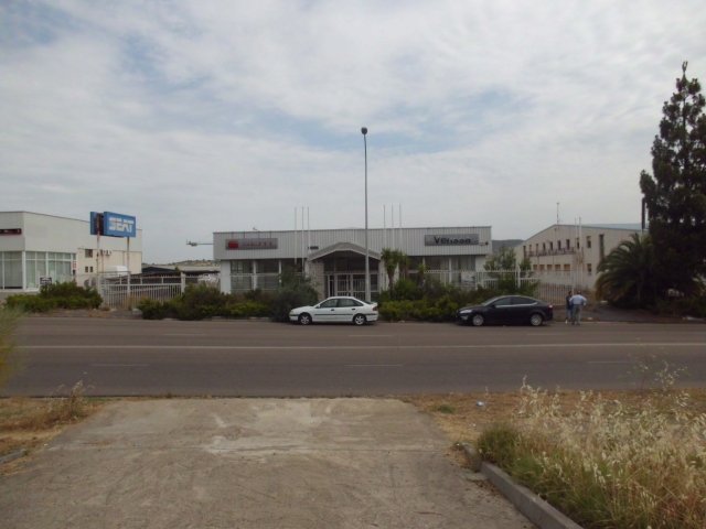 NAVE NUEVO EN ALQUILER EN MÉRIDA (POLIGONO INDUSTRIAL)