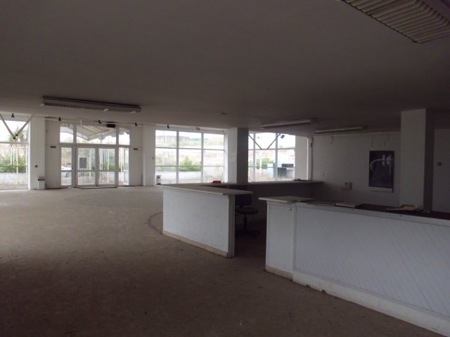 NAVE NUEVO EN ALQUILER EN MÉRIDA (POLIGONO INDUSTRIAL)