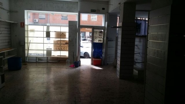 LOCAL NUEVO EN VENTA EN BADAJOZ (CENTRO)