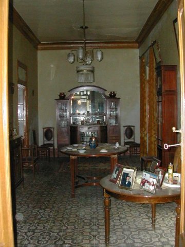 CASA SEÑORIAL NUEVO EN VENTA EN MEDELLÍN (URBANIZACION)