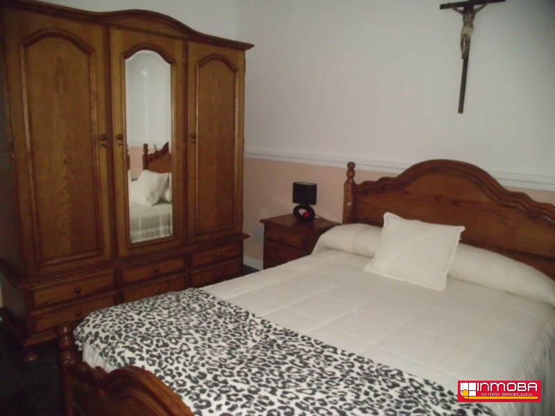 CASA NUEVO EN VENTA EN GUAREÑA (CENTRO)